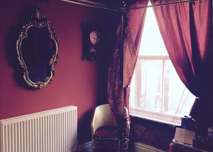 Hotel The Cair Paravel 3*